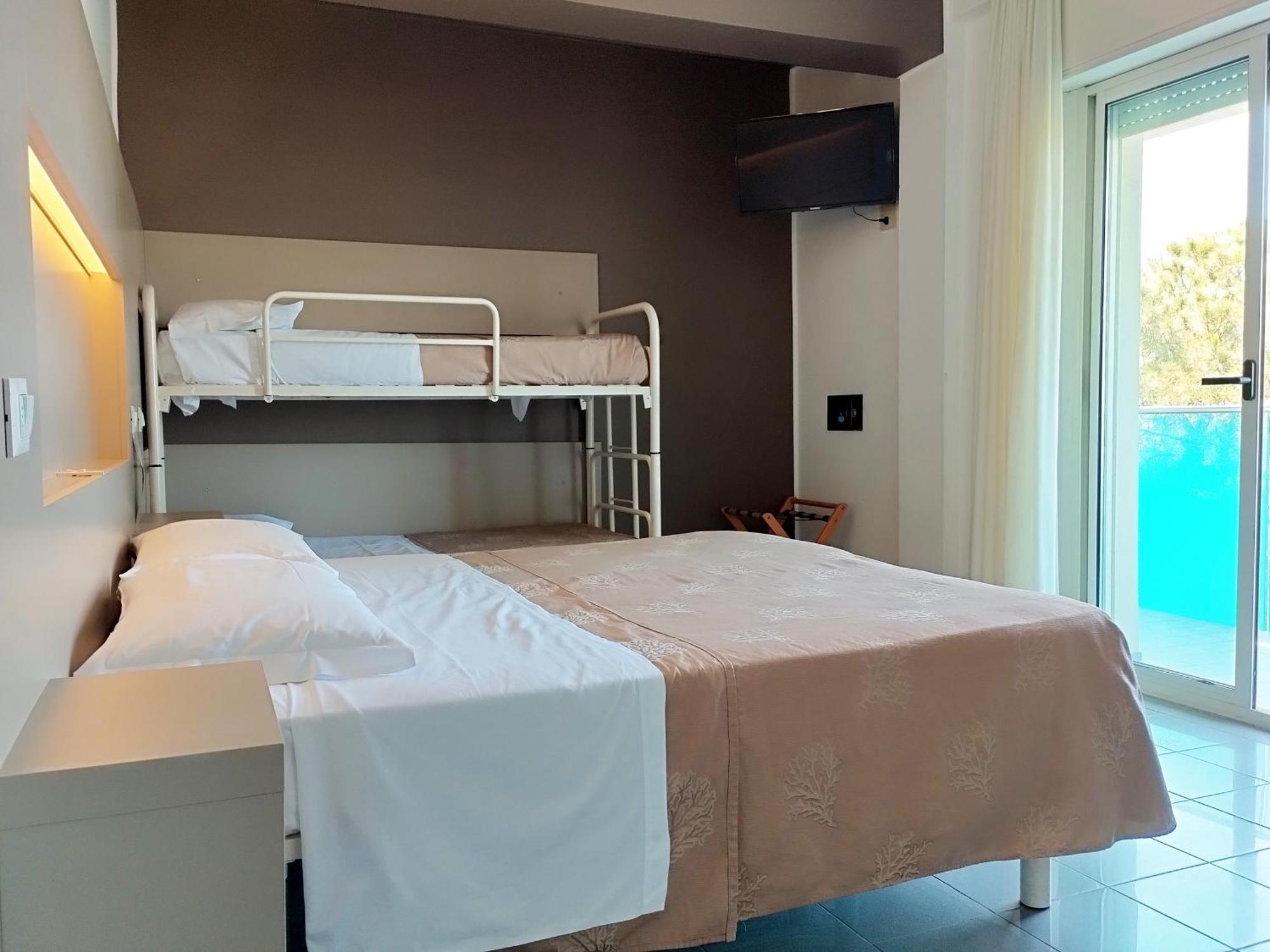 Hotel Desire' Риччоне Екстер'єр фото