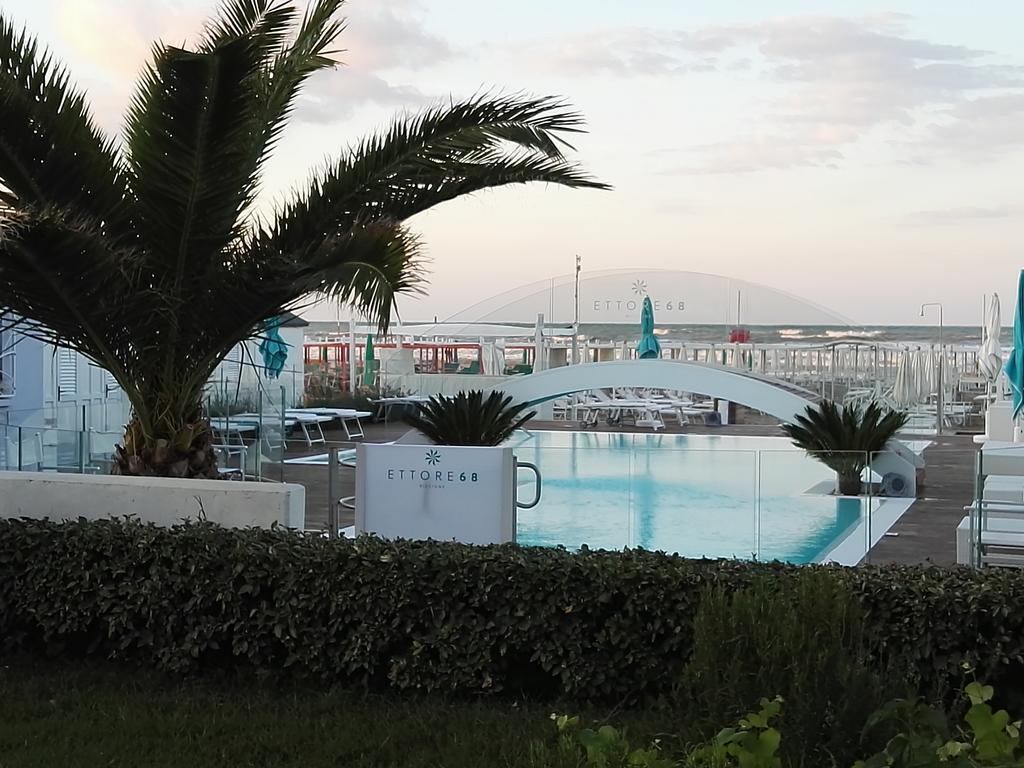 Hotel Desire' Риччоне Екстер'єр фото