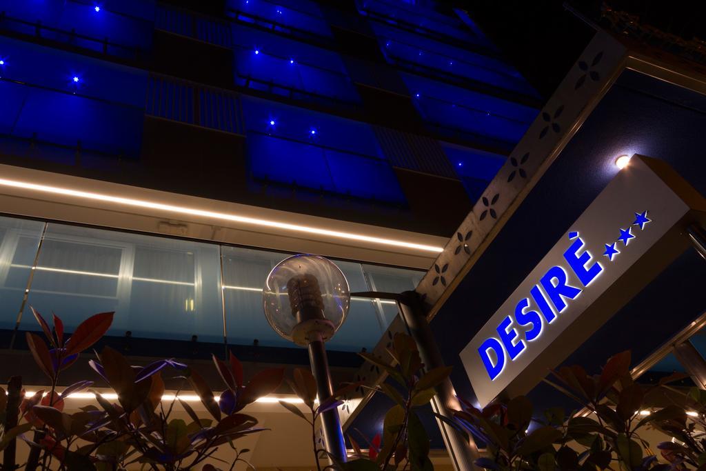 Hotel Desire' Риччоне Екстер'єр фото